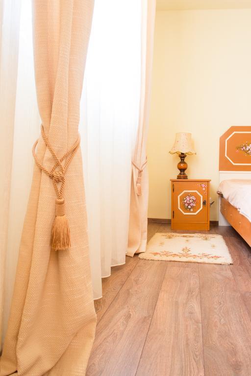 Casa Maya Villa Haţeg Стая снимка